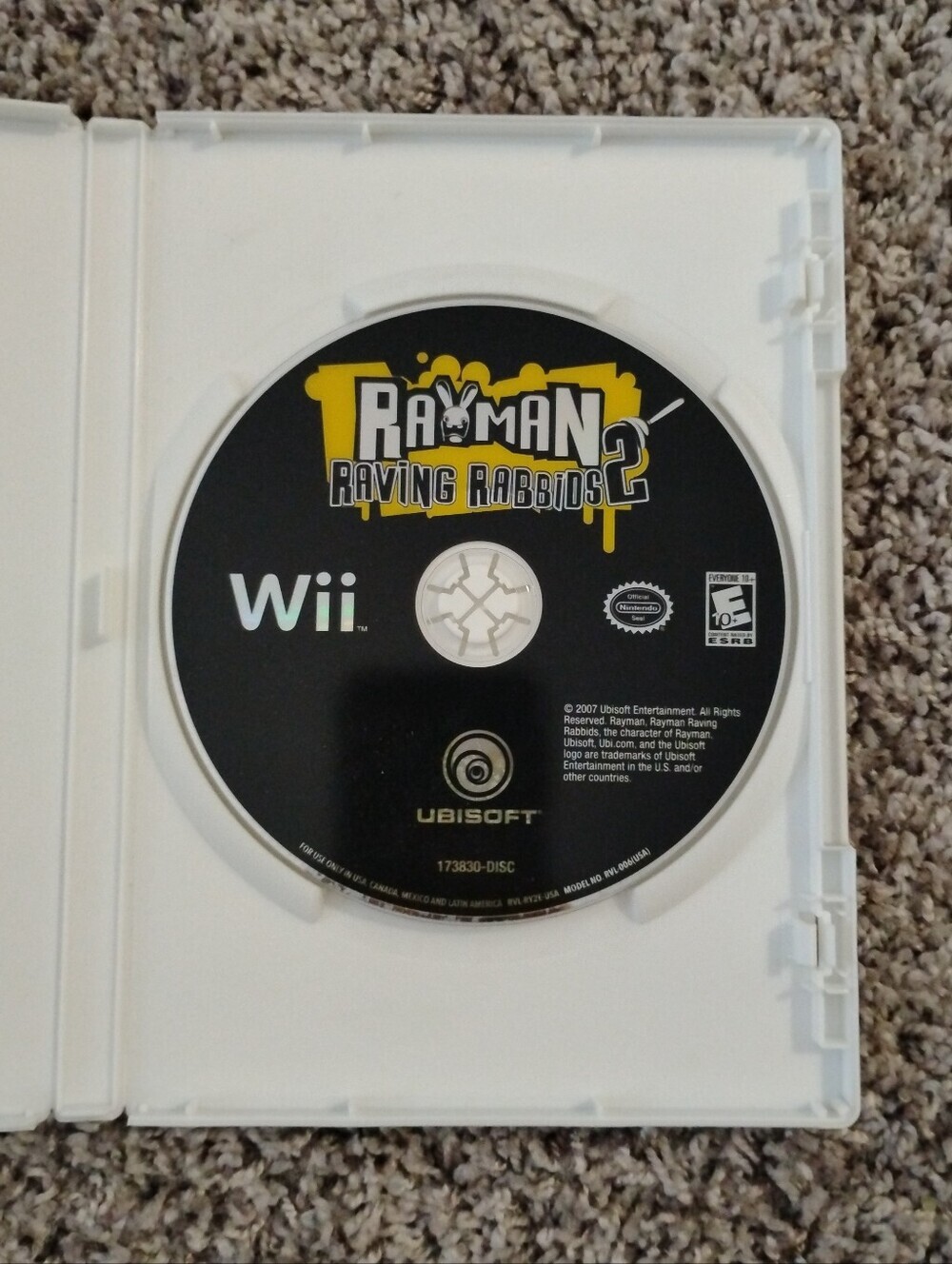 Rayman Raving Rabbids 2 (Nintendo Wii) - Disc & Case Included - Picture 2 of 3